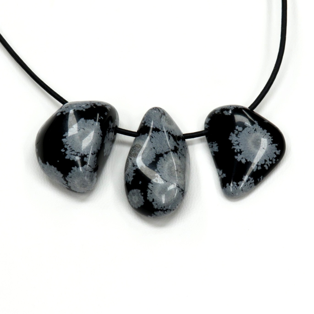 Obsidian (Schneeflocken) gebohrt
